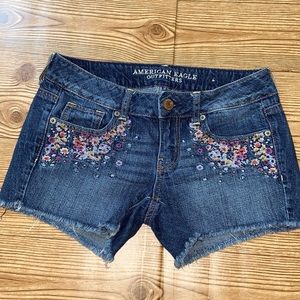 🌻3/$18 AEO denim shorts size 4